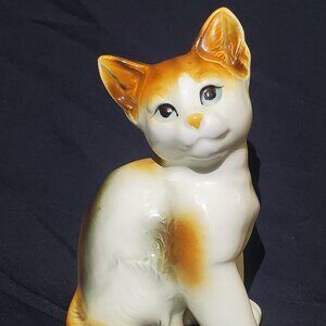 Vintage Porcelain Calico Cat/Kitten Figurine Genine Trudeau Japan